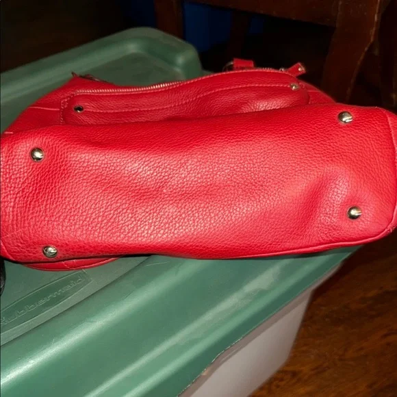 Red leather shoulder bag - Picture 2 of 3